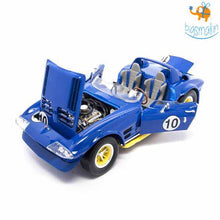 Load image into Gallery viewer, 1964 Corvette Roadster dunkelblau Diecast Car