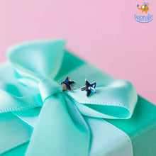 Load image into Gallery viewer, Star Shaped Ear Studs