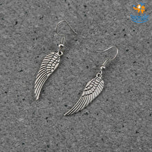 Load image into Gallery viewer, Official Harry Potter Feather Earrings
