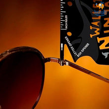 Load image into Gallery viewer, Wallet Ninja 18 in 1 Multi Tool