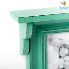 Load image into Gallery viewer, Wooden Photo Frame Shelf