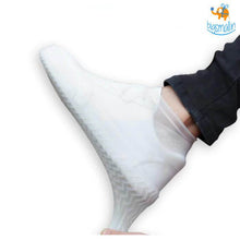 Load image into Gallery viewer, Waterproof Shoe Condoms
