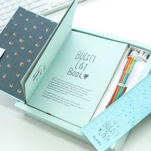 Load image into Gallery viewer, 100 Bucket List Gift Box
