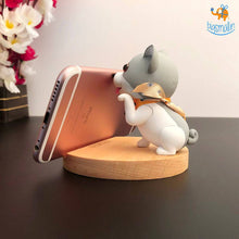 Load image into Gallery viewer, 3D Wooden Doggo Mobile Stand
