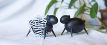 Load image into Gallery viewer, Sheepi - Magnetic Accessories Holder
